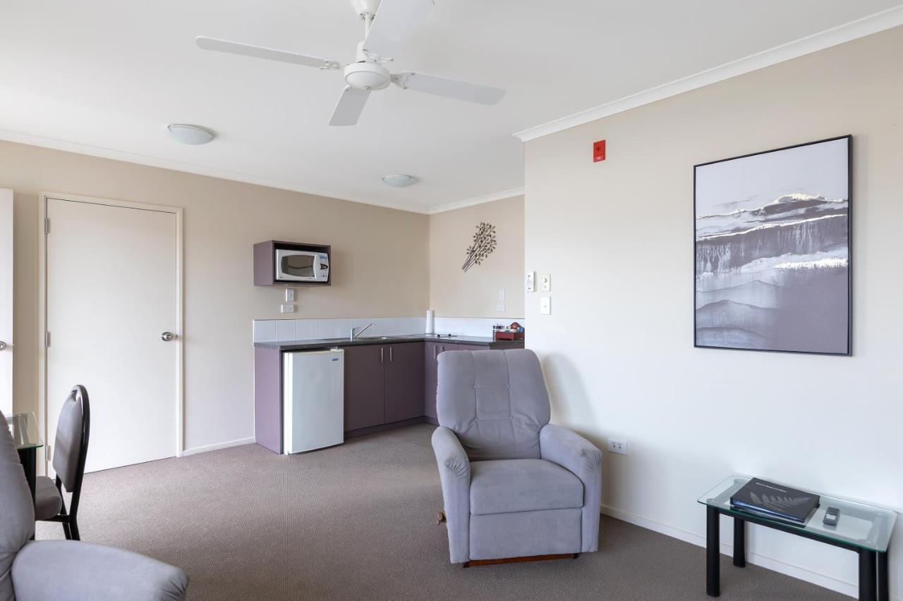 Bk'S Chardonnay Motor Lodge Masterton Buitenkant foto