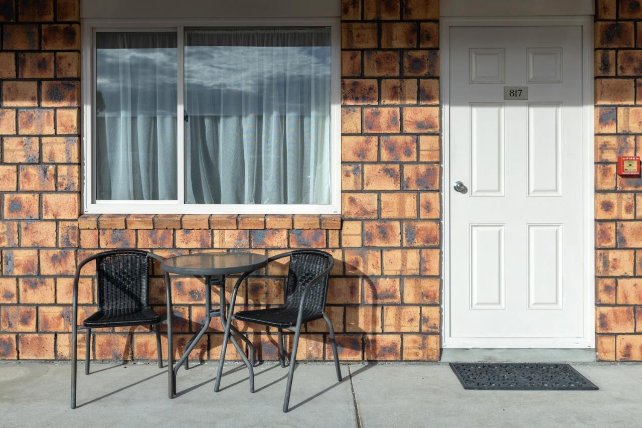 Bk'S Chardonnay Motor Lodge Masterton Buitenkant foto