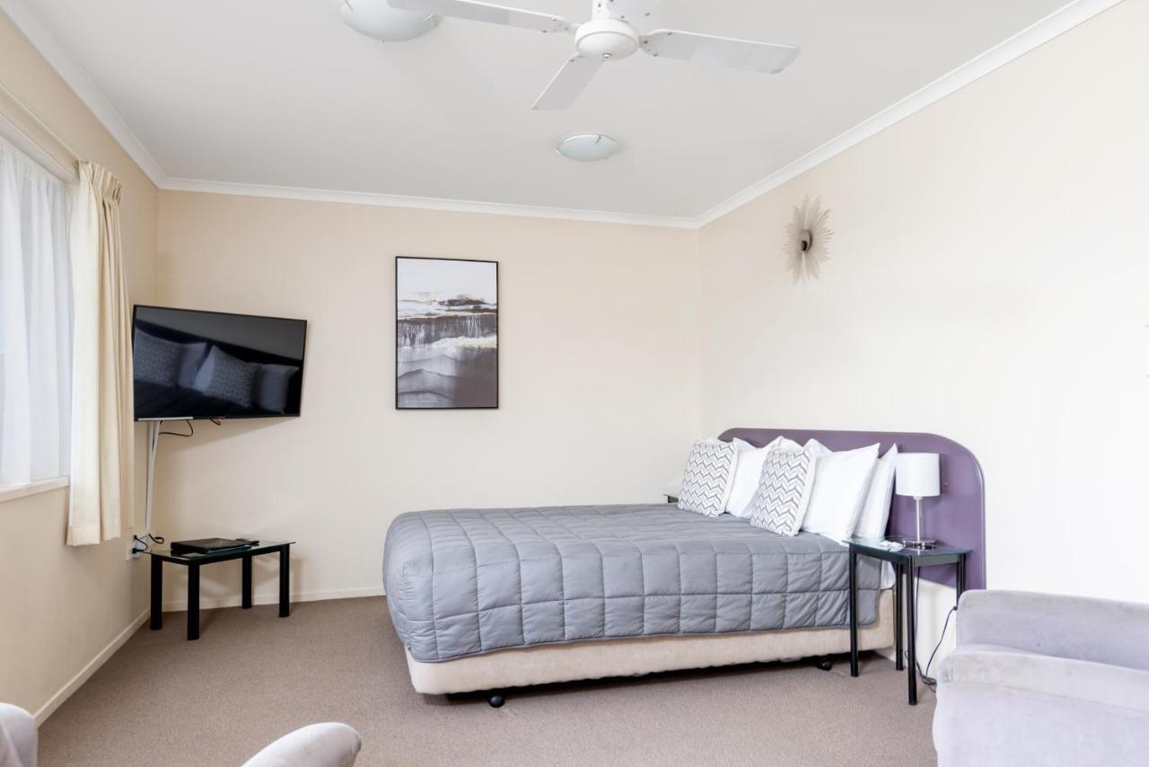 Bk'S Chardonnay Motor Lodge Masterton Buitenkant foto