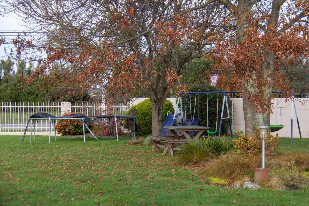 Bk'S Chardonnay Motor Lodge Masterton Buitenkant foto