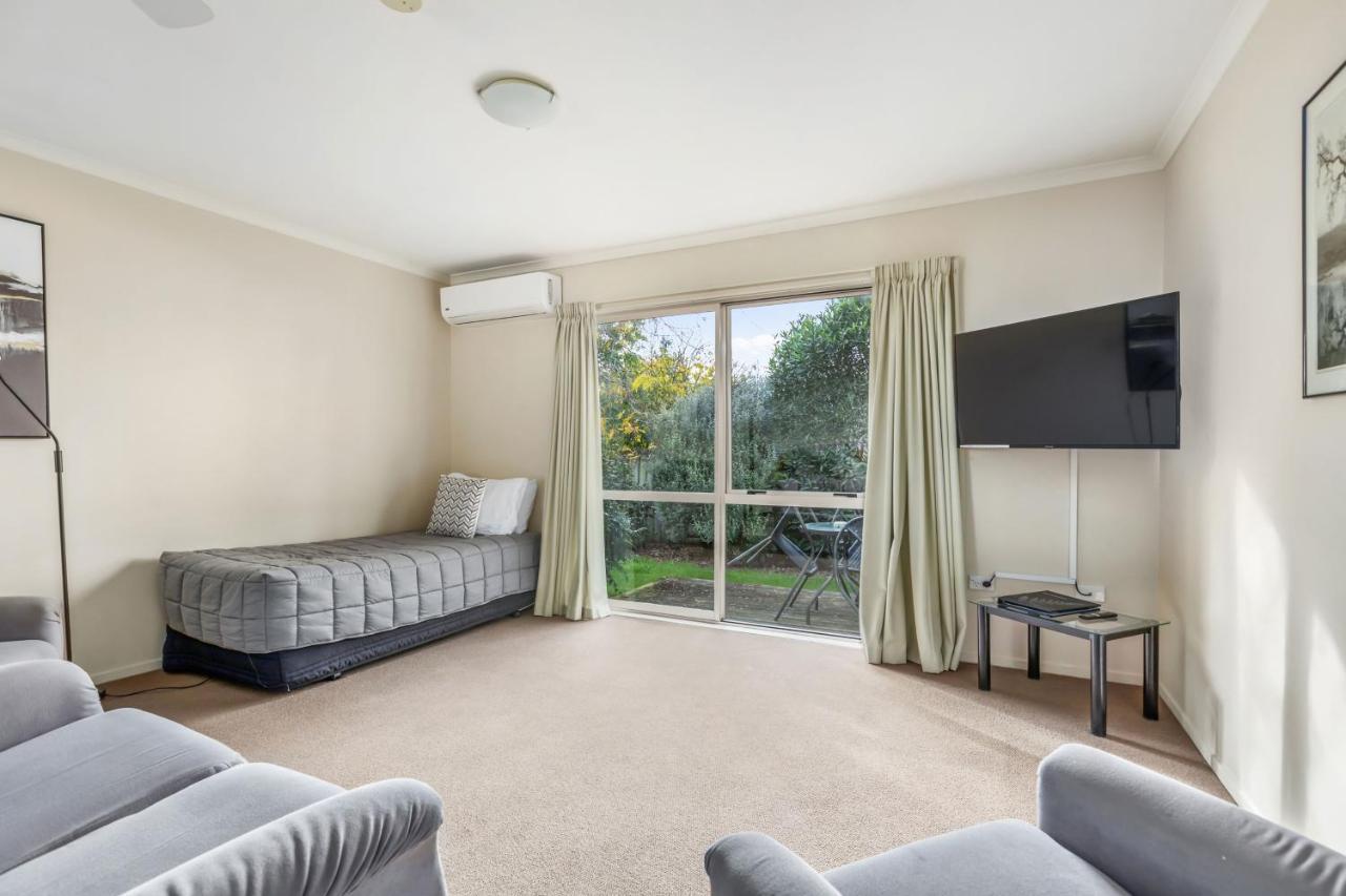 Bk'S Chardonnay Motor Lodge Masterton Buitenkant foto